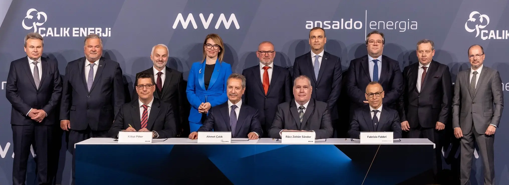 Aláírták a tiszaújvárosi gázturbinás erőmű létesítésére vonatkozó szerződést
